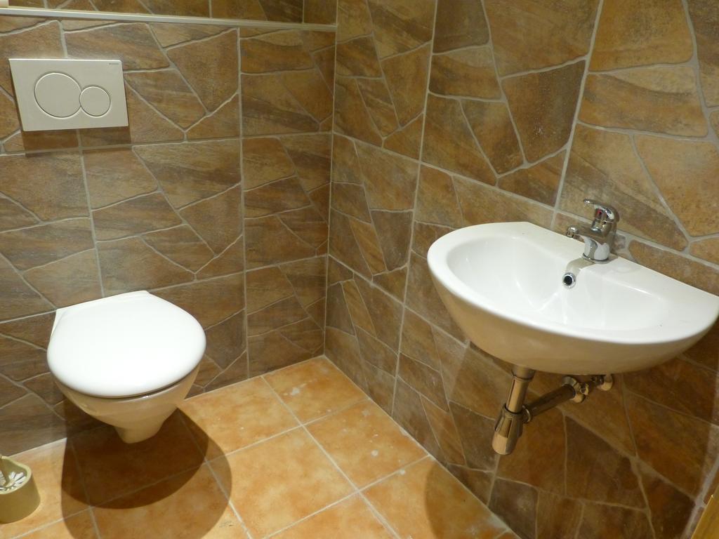 Holzberghof Apartment Umhausen Phòng bức ảnh